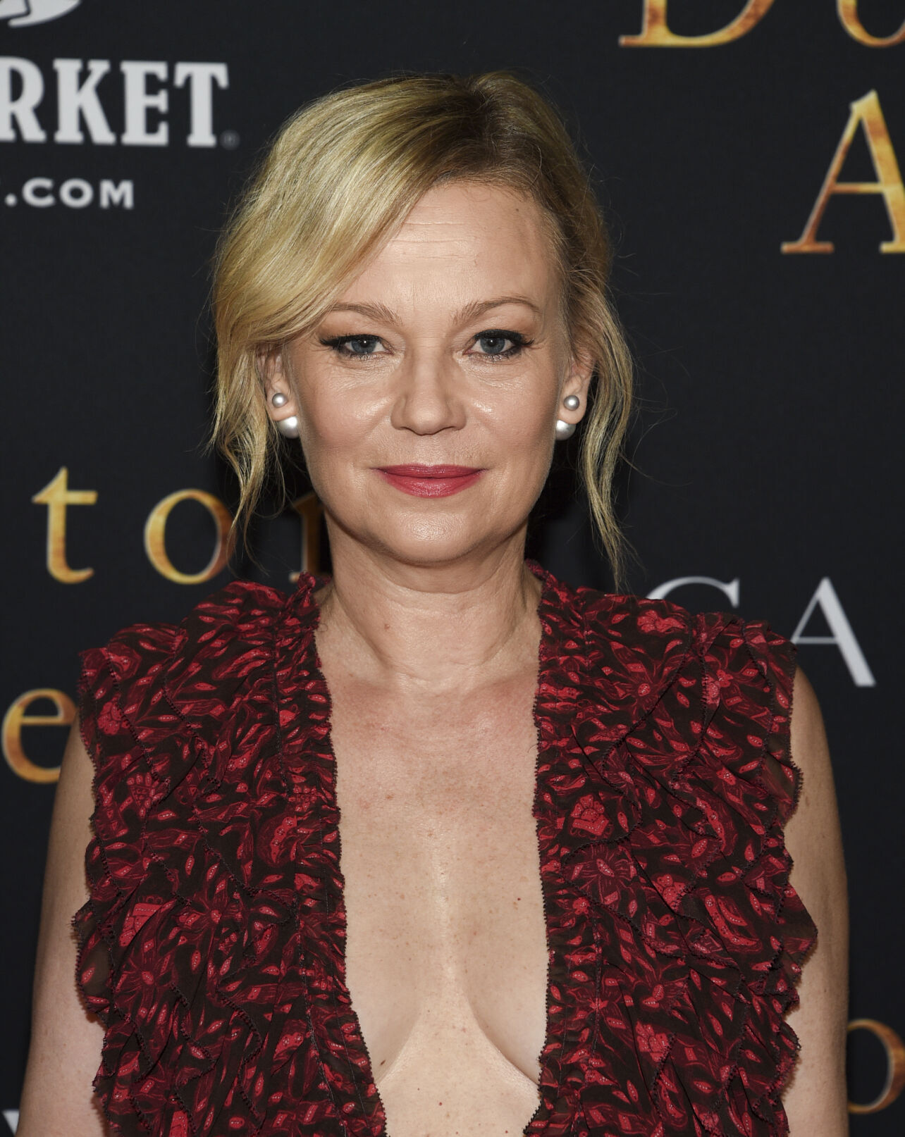 Samantha Mathis